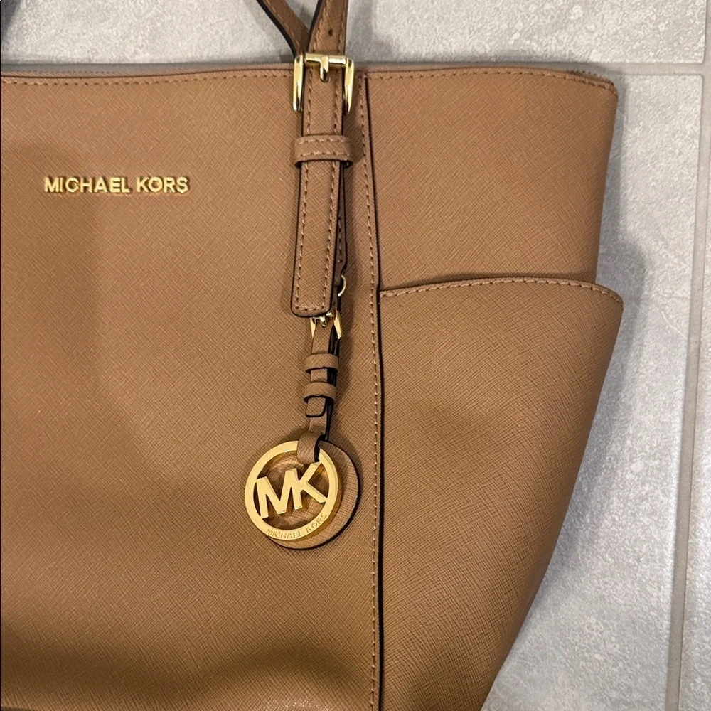 Michael Kors Beige Leather Tote - Picture 6 of 12